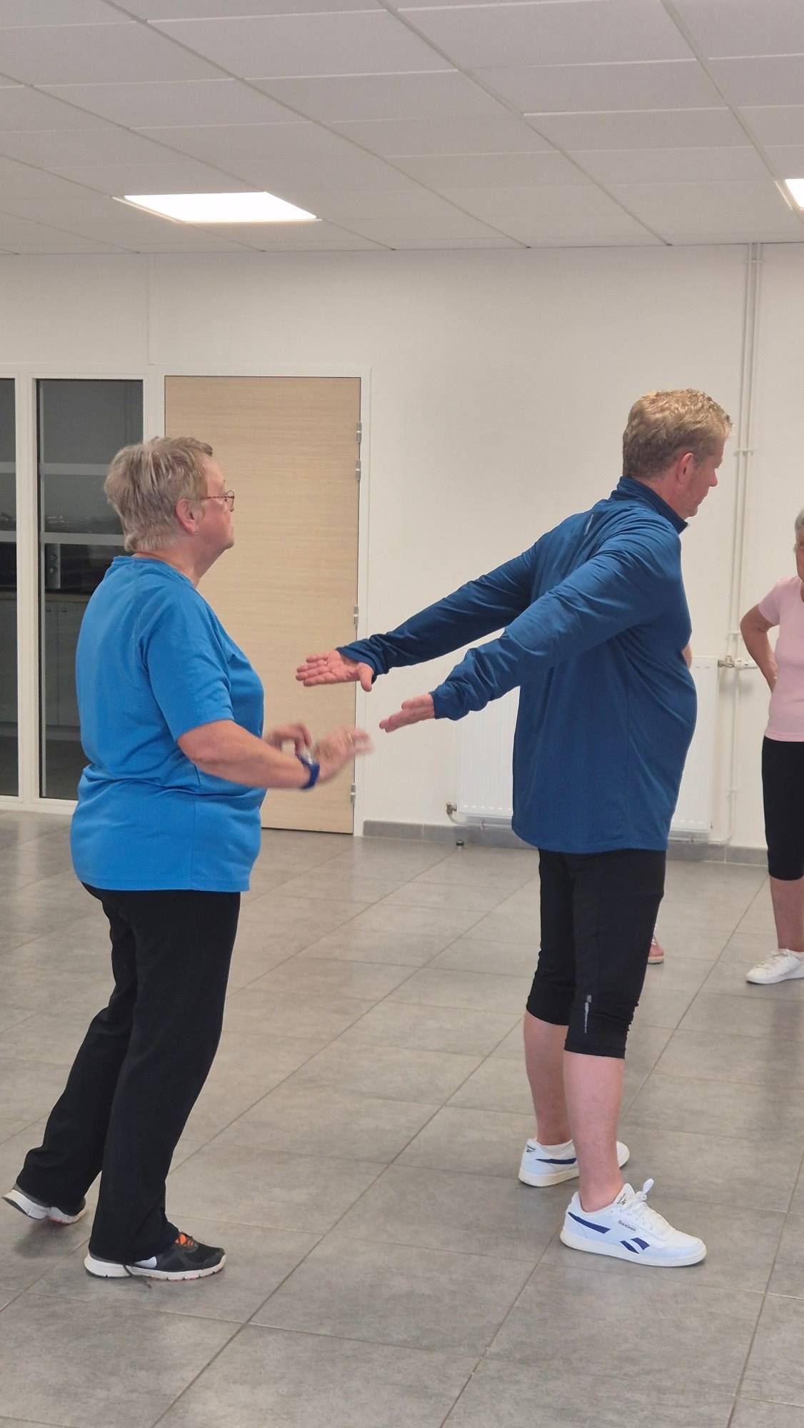 Cours de Gym lu lundi soir avec Martine Maunit