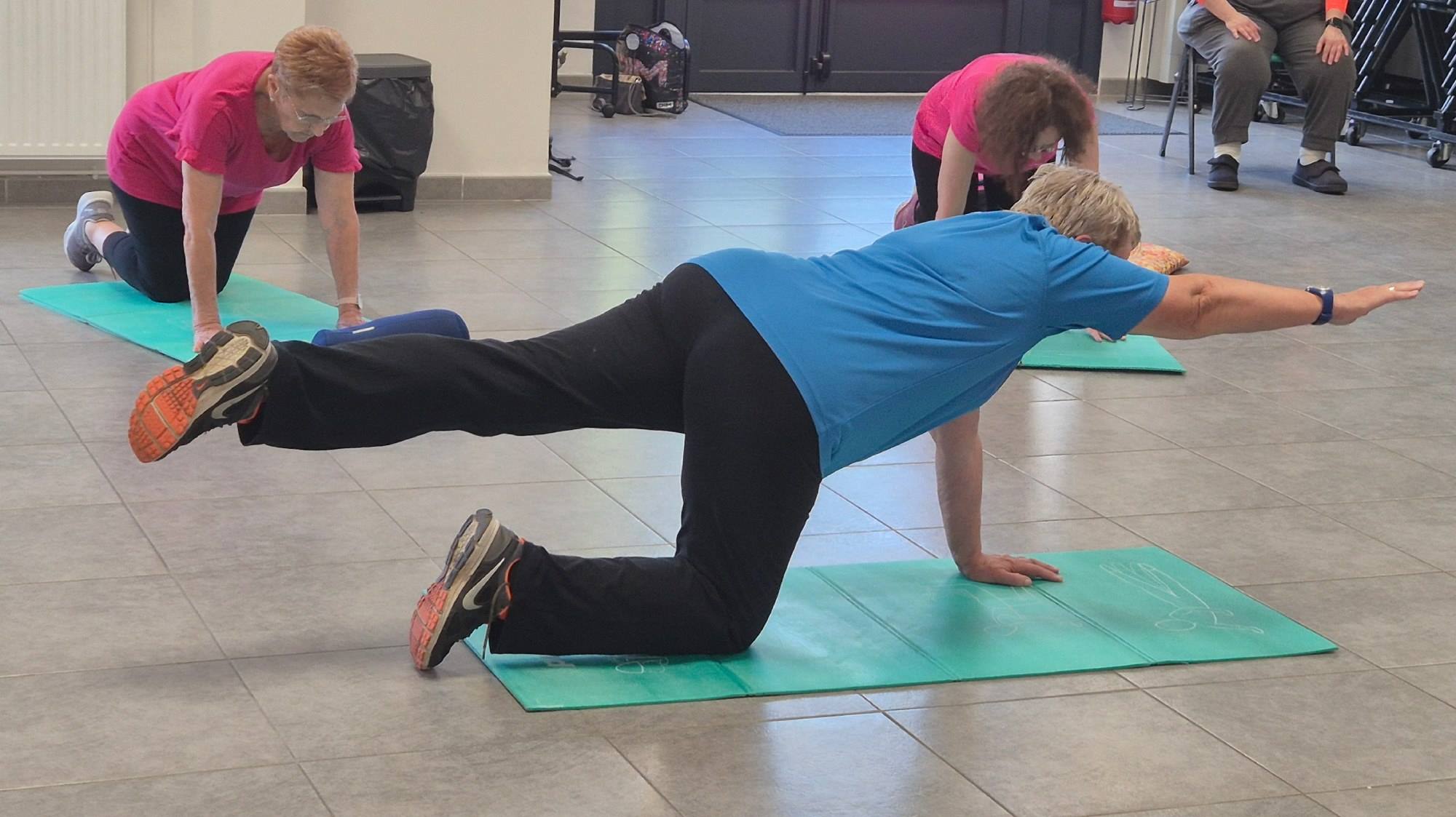 Cours de Gym lu lundi soir avec Martine Maunit