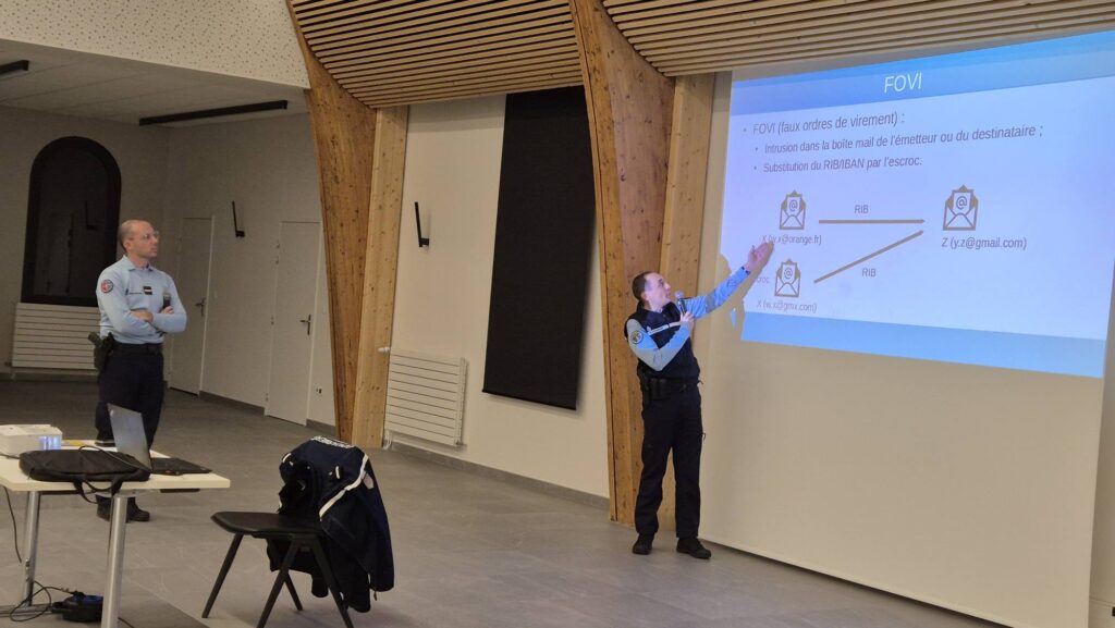 Conférence Malveillance numérique et Arnaque Cyber du 12 nov 2025.